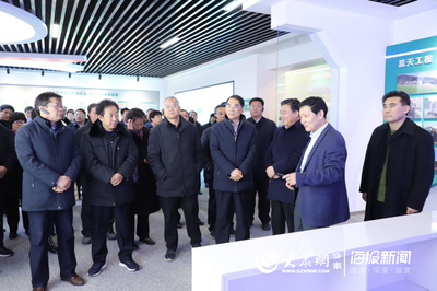 萊蕪區重點項目建設觀摩首日 8個鎮街18個項目“曬”出成績單，制造業引擎轟鳴